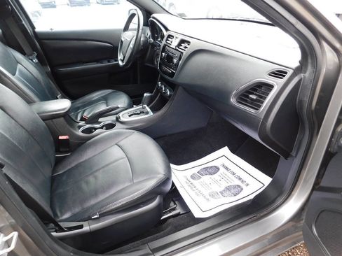 Used 2013 Chrysler 200 Touring w/ S Exterior Appearance Pkg image 22