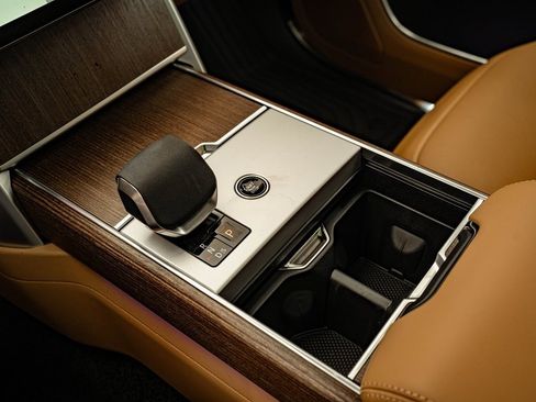 New 2026 Land Rover Range Rover Long Wheelbase SE image 35