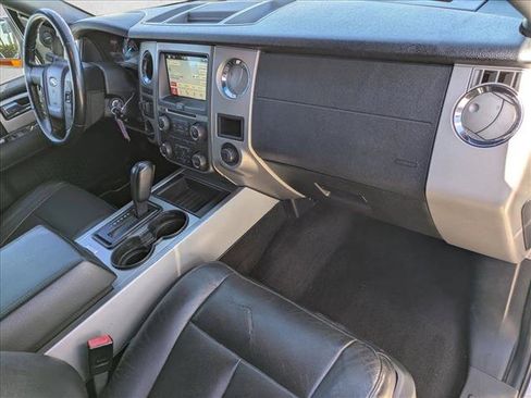 Used 2016 Ford Expedition XLT w/ Equipment Group 202A image 23