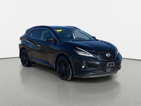 Used 2022 Nissan Murano SV w/ SV Midnight Edition Package image 3