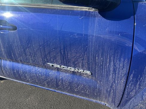 Used 2023 Toyota Tacoma TRD Sport image 13