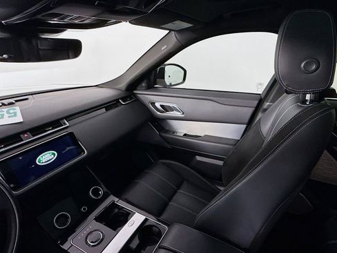 Used 2018 Land Rover Range Rover Velar R-Dynamic SE image 25