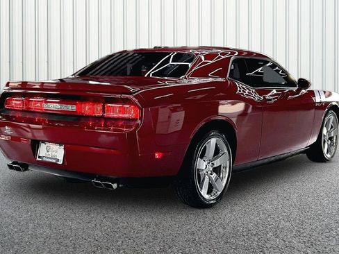 Used 2009 Dodge Challenger R/T RWD image 6