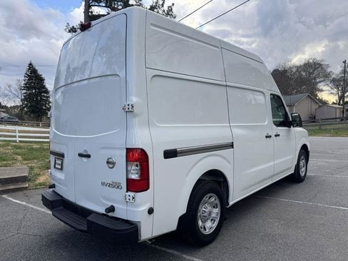 Used 2017 Nissan NV 2500 SV image 2