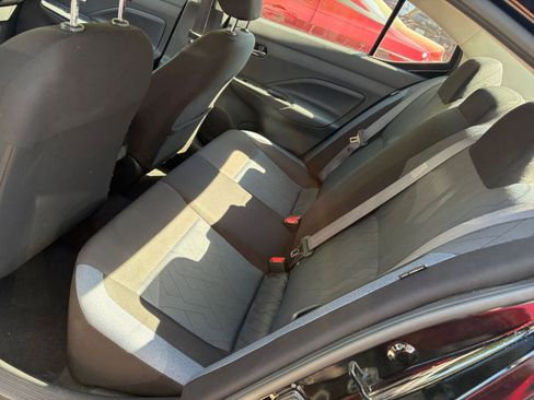 Used 2025 Nissan Versa SV image 23