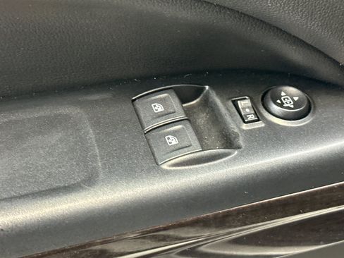 Used 2017 GMC Canyon SLE w/ SLE Convenience Package RWD image 14
