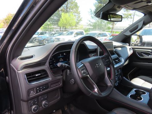 Used 2023 Chevrolet Tahoe RST w/ Luxury Package image 15