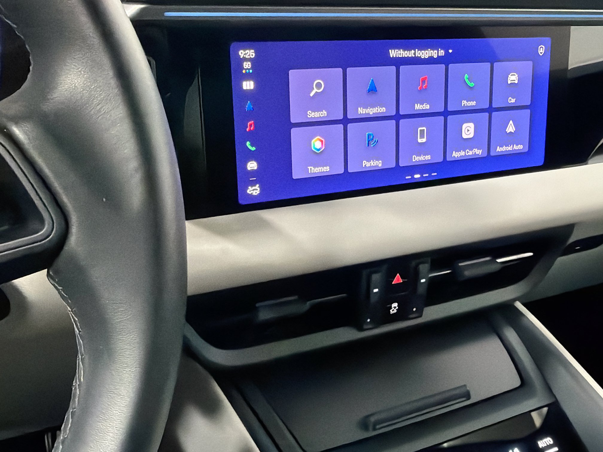 Certified 2026 Porsche Macan 4S Electric AWD/4WD image 27