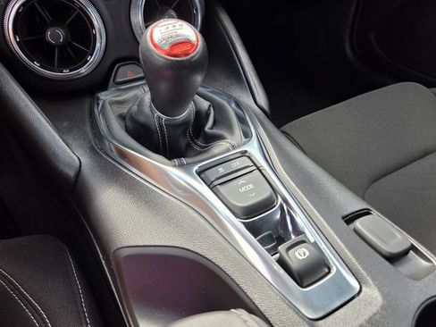 Certified 2019 Chevrolet Camaro SS RWD image 19