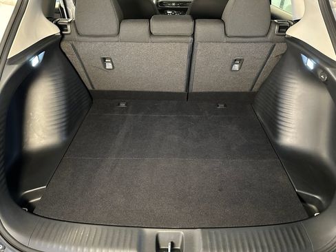Used 2023 Honda HR-V LX image 21
