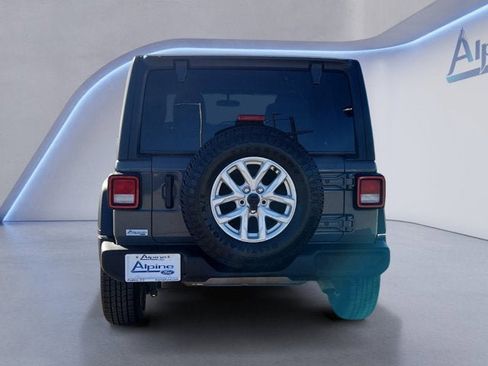 Used 2023 Jeep Wrangler Sport S image 4