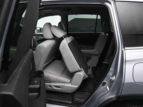 Used 2016 Honda Pilot Elite image 39