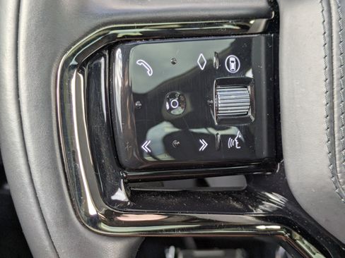 Used 2024 Land Rover Range Rover Sport Dynamic SE image 16