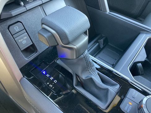 Certified 2025 Toyota Tundra Limited image 23