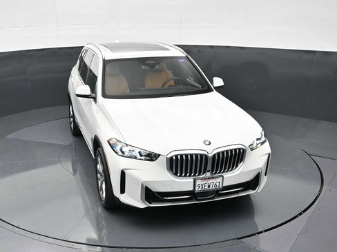 Used 2026 BMW X5 xDrive40i w/ Premium Package AWD/4WD image 19