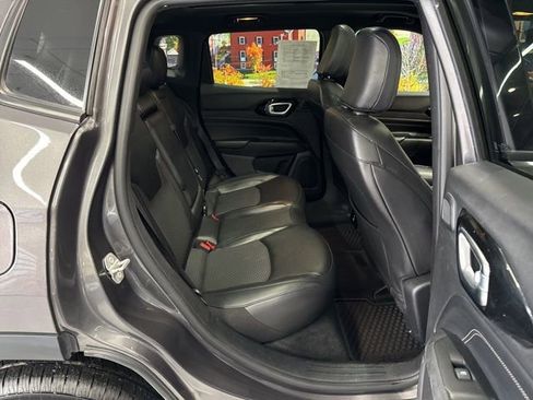 Used 2022 Jeep Compass Altitude w/ Sun and Sound Group image 50