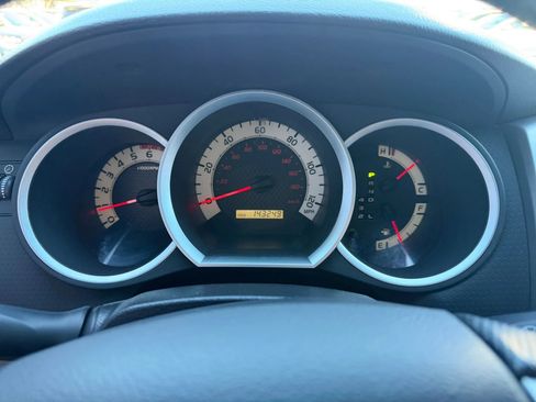 Used 2013 Toyota Tacoma 4x4 Double Cab w/ TRD Sport Pkg image 21