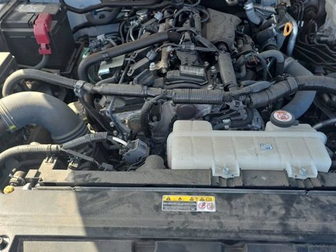 Used 2025 Toyota Tacoma SR w/ SR Upgrade Package RWD image 17
