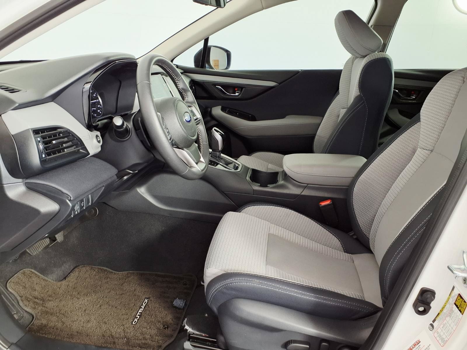 Used 2025 Subaru Outback Premium w/ Popular Package #1A AWD/4WD image 14