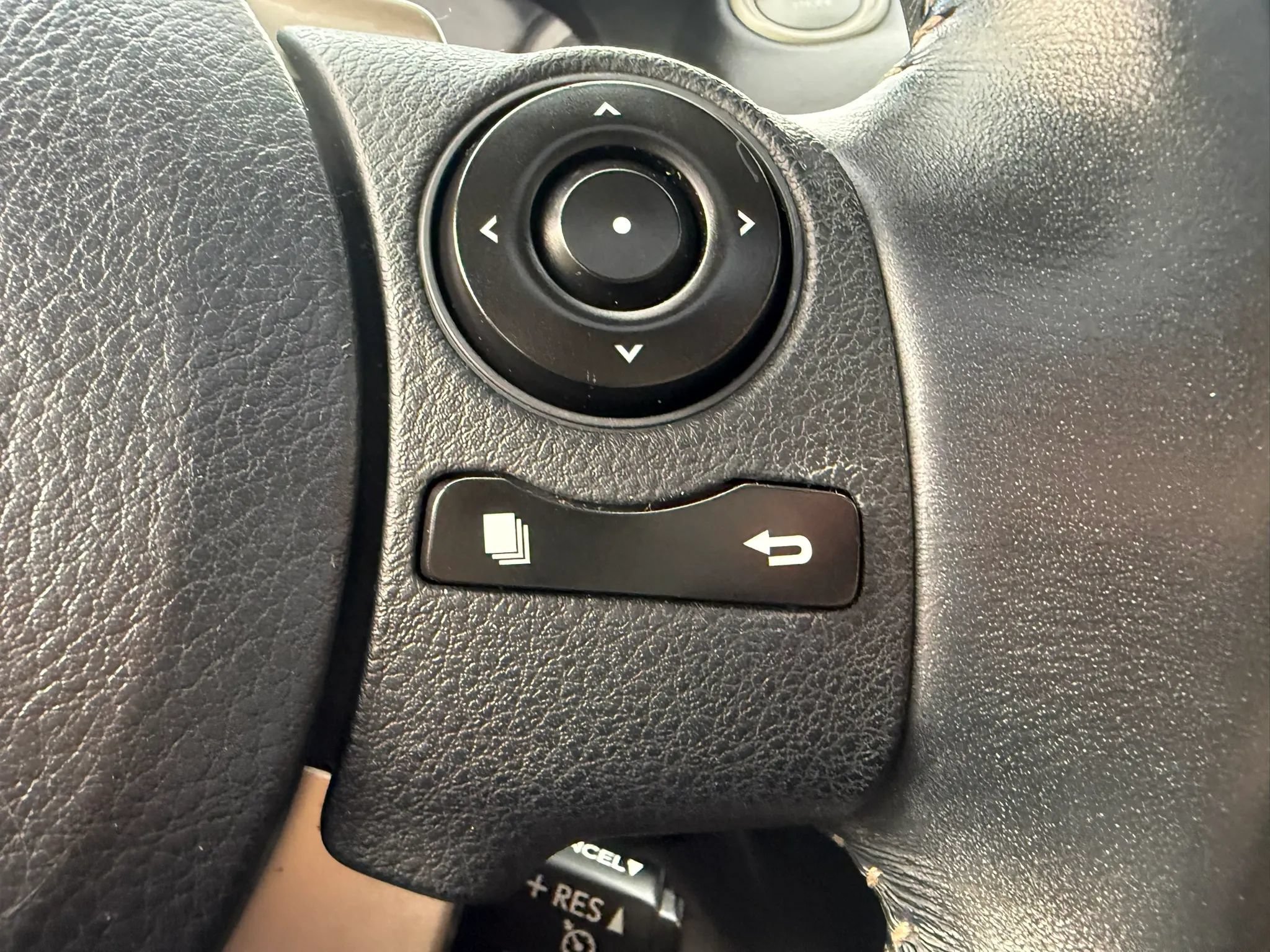 Used 2015 Lexus IS 250 RWD image 36