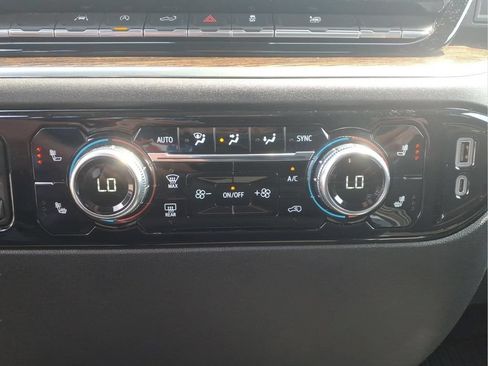 Certified 2024 GMC Sierra 1500 Elevation AWD/4WD image 10