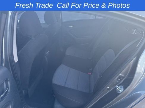 Used 2015 Kia Forte EX FWD image 9