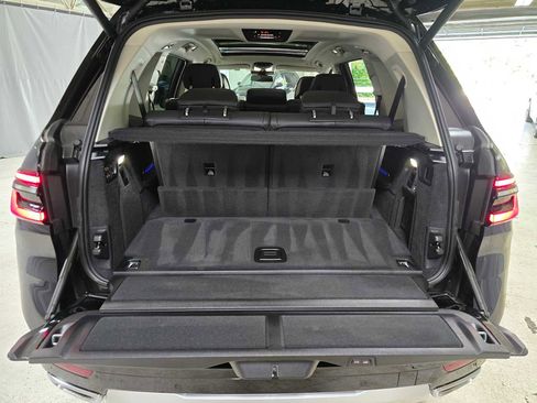 Used 2024 BMW X7 xDrive40i w/ Premium Package AWD/4WD image 18