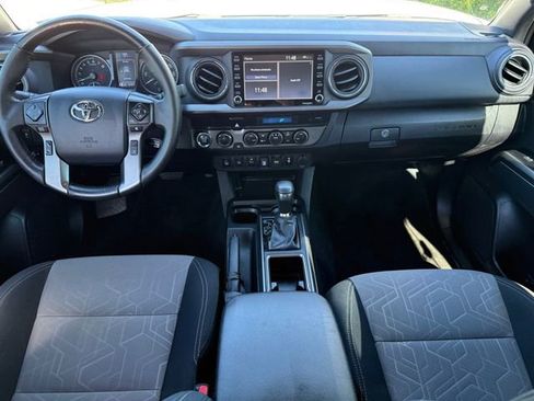 Used 2023 Toyota Tacoma TRD Off-Road w/ Technology Package AWD/4WD image 23