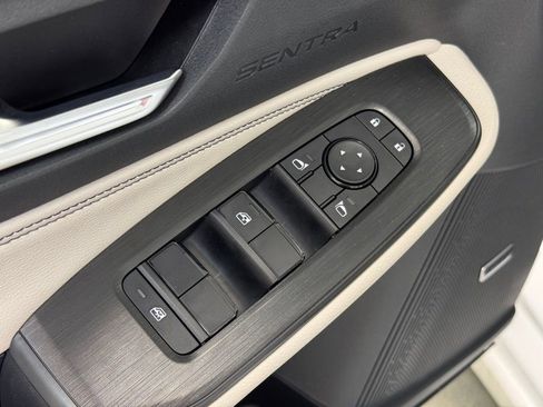 New 2026 Nissan Sentra SL w/ Floor Mat Package FWD image 9