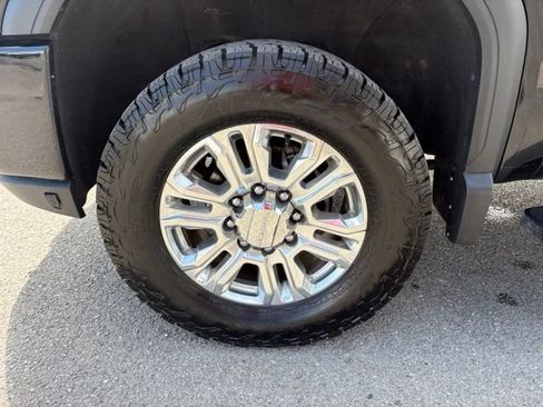 Used 2021 GMC Sierra 2500 Denali w/ Denali Ultimate Package AWD/4WD image 13