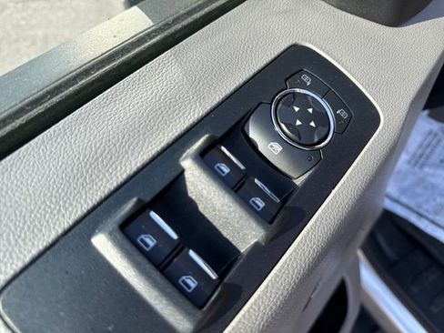 Used 2015 Ford F150 XLT w/ Equipment Group 302A Luxury image 11