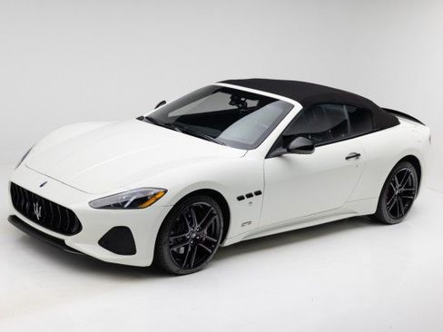 Used 2019 Maserati GranTurismo Sport image 17
