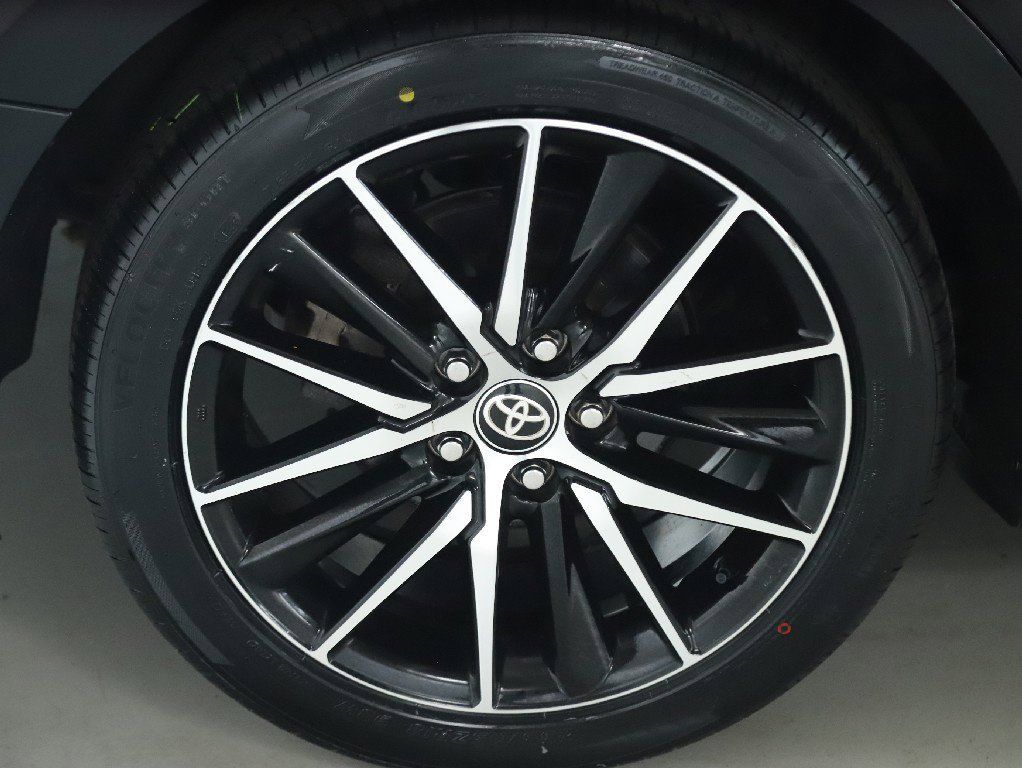 Used 2024 Toyota Camry SE FWD image 13