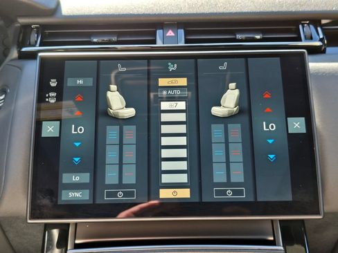 Certified 2025 Land Rover Range Rover Velar Dynamic SE AWD/4WD image 24