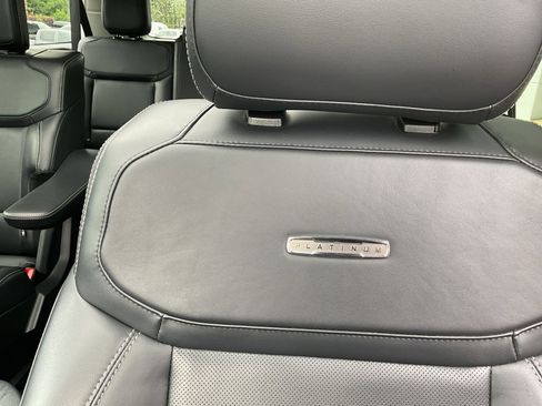 Used 2025 Ford Expedition Max Platinum AWD/4WD image 27