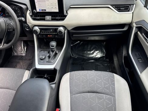 Used 2023 Toyota RAV4 XLE w/ Convenience Package AWD/4WD image 30