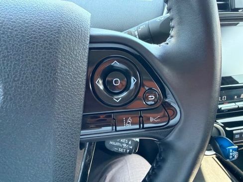 Used 2020 Toyota Prius Prime LE w/ Carpet Mat Package FWD image 13