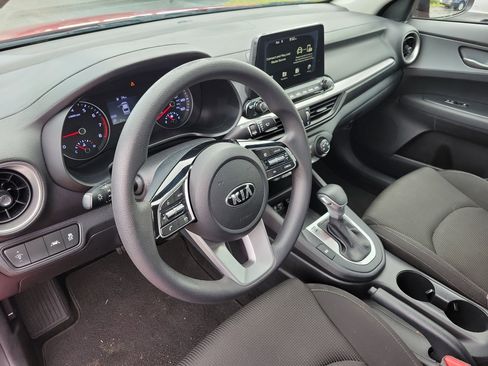 Used 2021 Kia Forte LXS FWD image 21