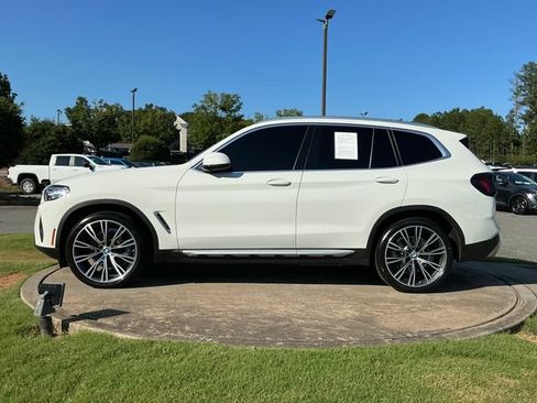 Used 2023 BMW X3 xDrive30i w/ Premium Package AWD/4WD image 4