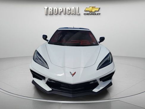 Used 2027 Chevrolet Corvette Stingray Coupe RWD image 8