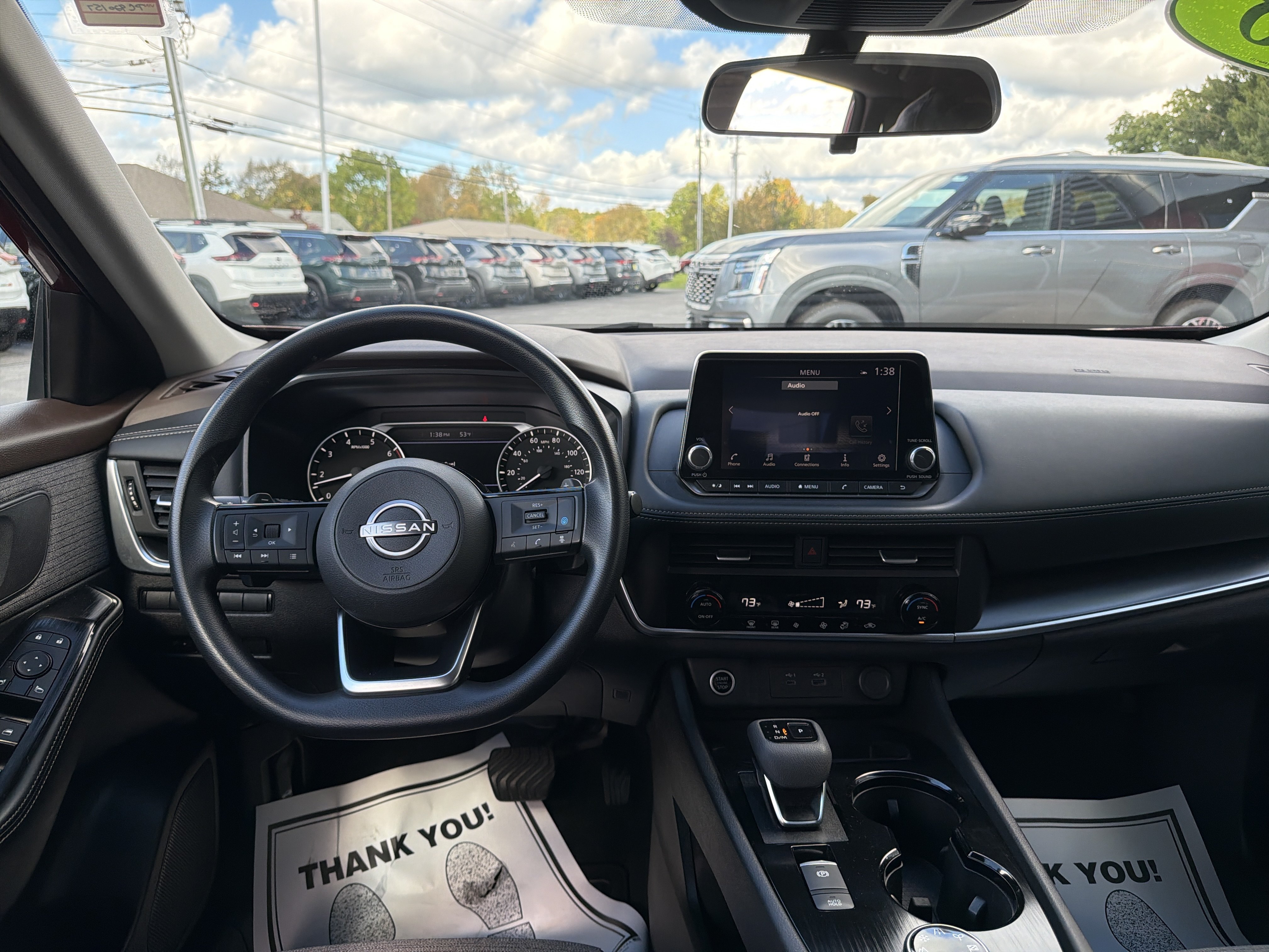 Used 2023 Nissan Rogue SV AWD/4WD image 4