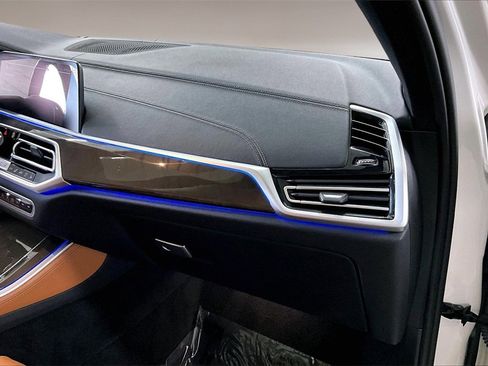 Used 2022 BMW X5 xDrive40i w/ Executive Package image 24