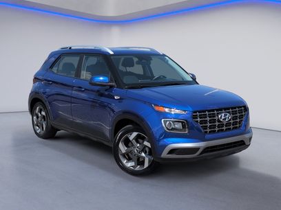 Used 2024 Hyundai Venue SEL
