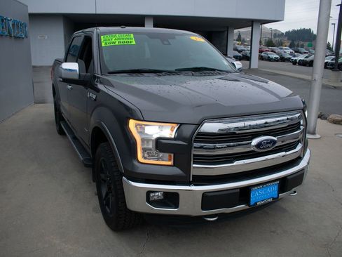 Used 2015 Ford F150 Lariat w/ Equipment Group 502A Luxury image 14