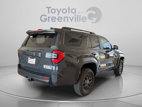 Certified 2025 Toyota 4Runner SR5 AWD/4WD image 6
