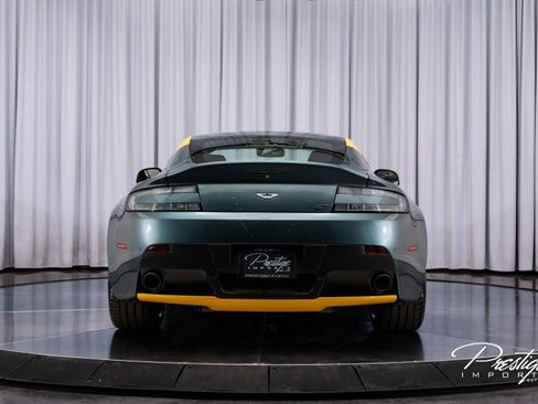 Used 2015 Aston Martin V8 Vantage GT image 16