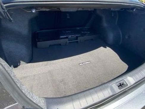 New 2026 Nissan Altima 2.5 SR FWD image 14