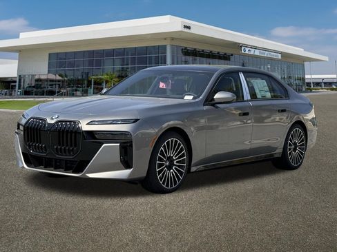 New 2026 BMW 760i xDrive AWD/4WD image 4