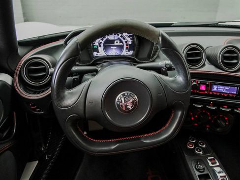 Used 2018 Alfa Romeo 4C Coupe w/ Coupe Track Package 1 RWD image 28