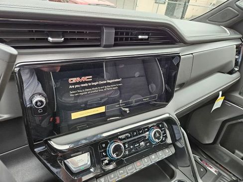 New 2026 GMC Sierra 2500 AT4X w/ LPO, Black Badging Package AWD/4WD image 30